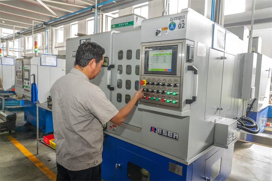 Máquina retificadora interna